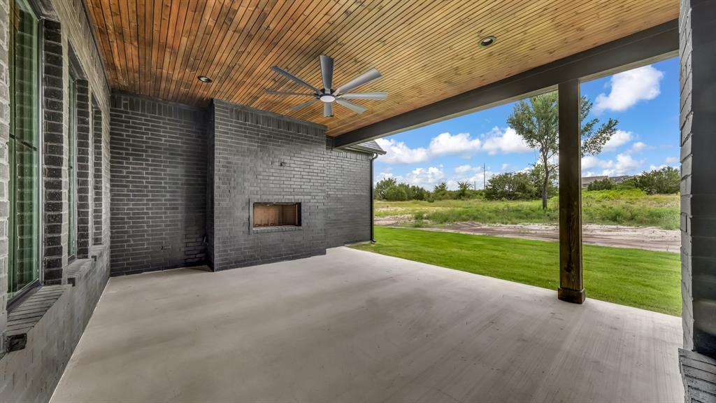 548 Aermotor Loop Property Photo 36
