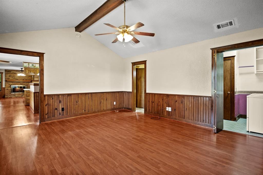 8659 Farm Road 115 Property Photo 15