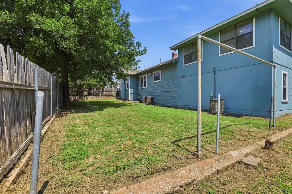 1115 N Main Street Property Photo 26