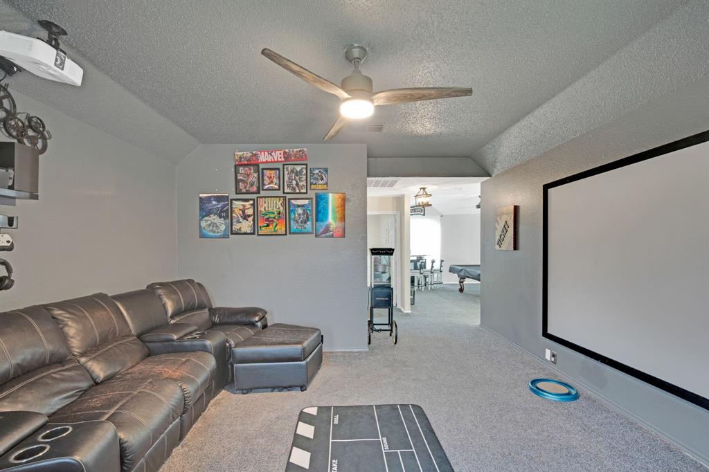 428 Vasey Oak Drive Property Photo 13