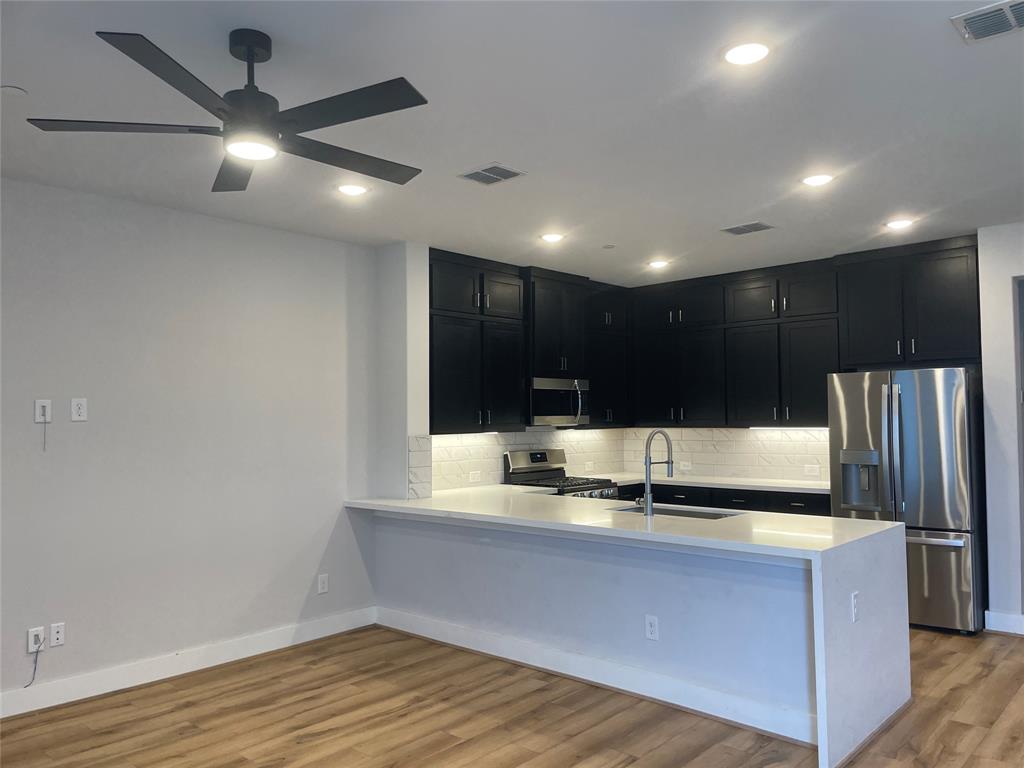 7569 Reis Lane Property Photo 8
