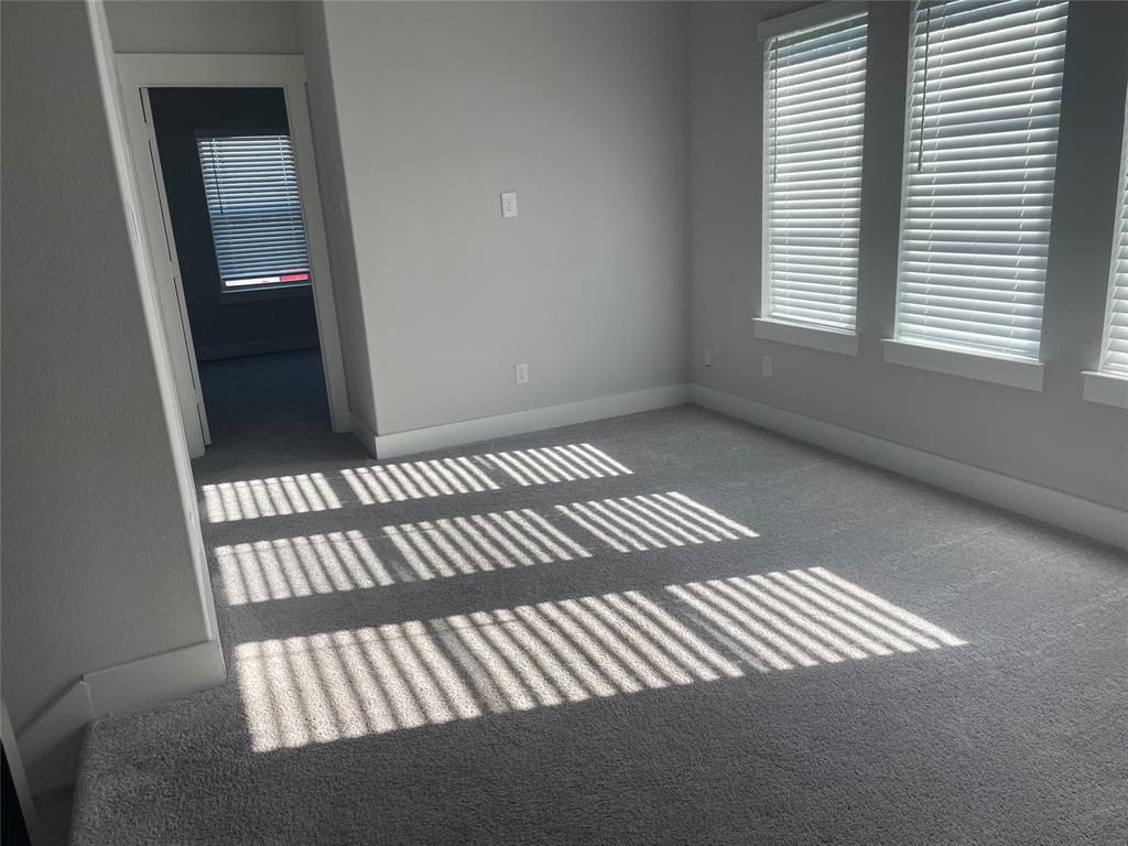 7569 Reis Lane Property Photo 12