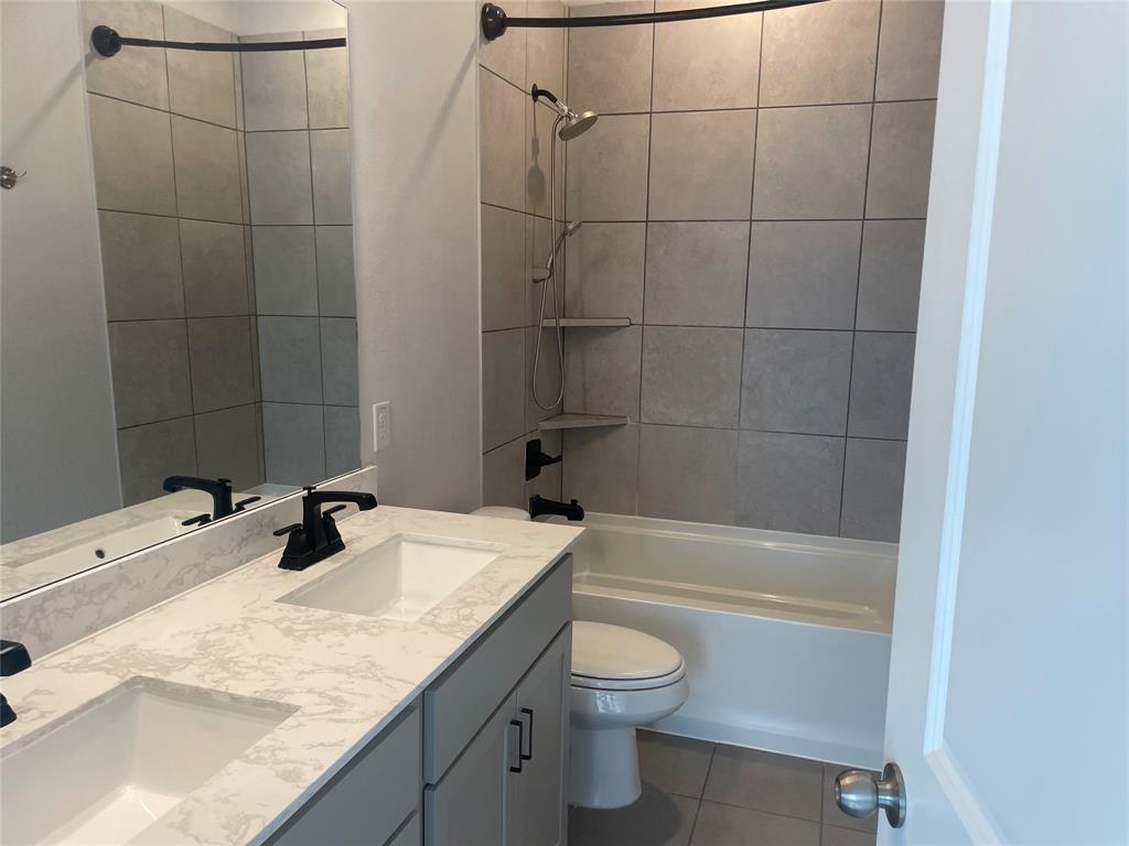 7569 Reis Lane Property Photo 13