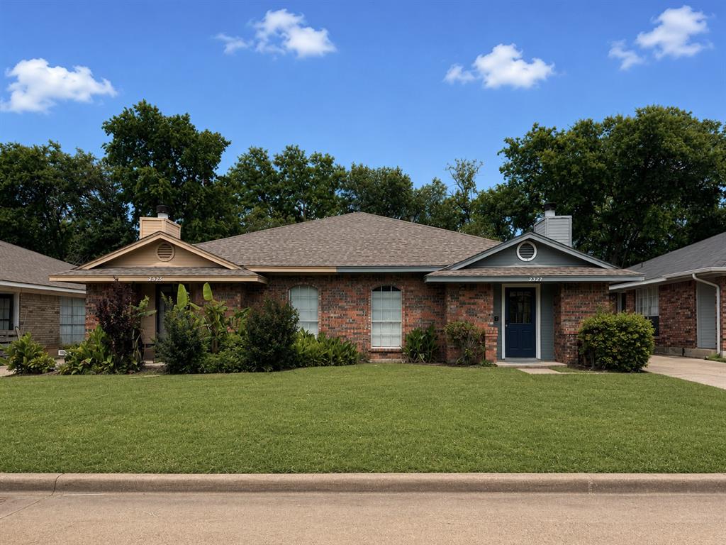 2327 Summer Place Drive Property Photo 1