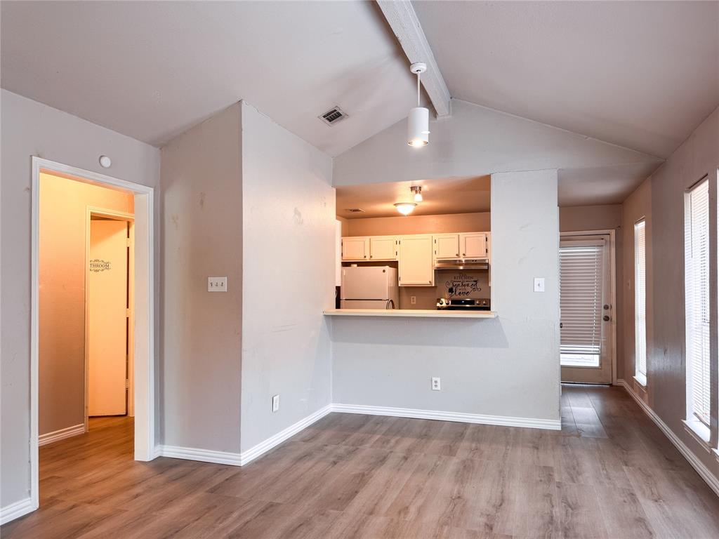 2327 Summer Place Drive Property Photo 8