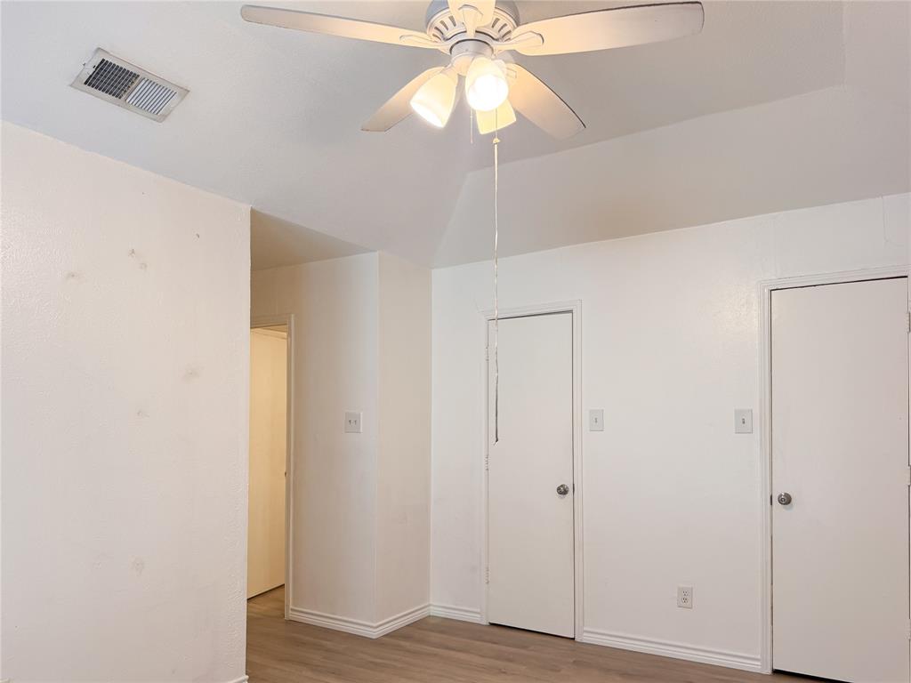 2327 Summer Place Drive Property Photo 18