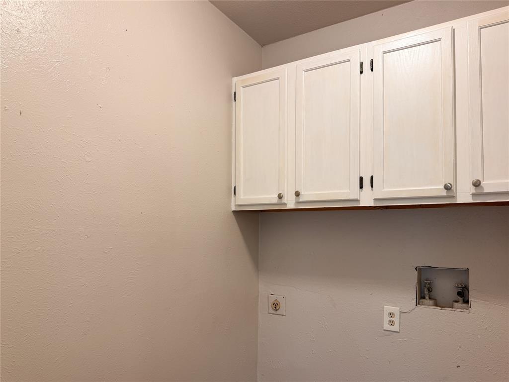 2327 Summer Place Drive Property Photo 20