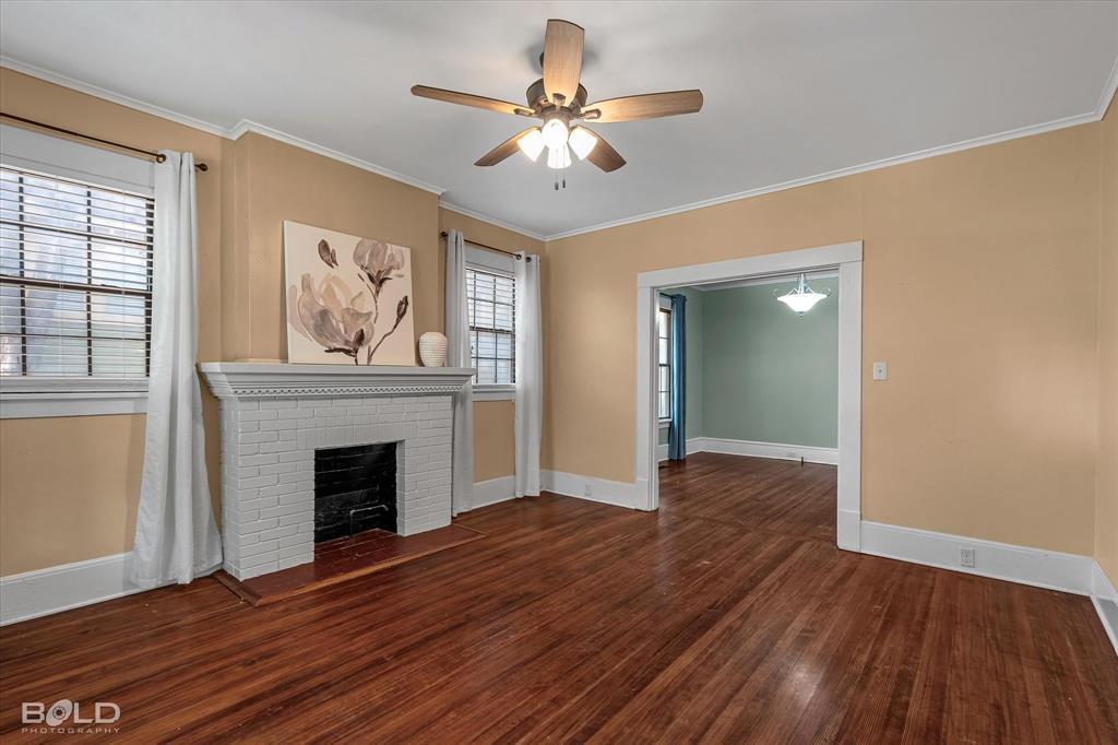 724 College Street Property Photo 8