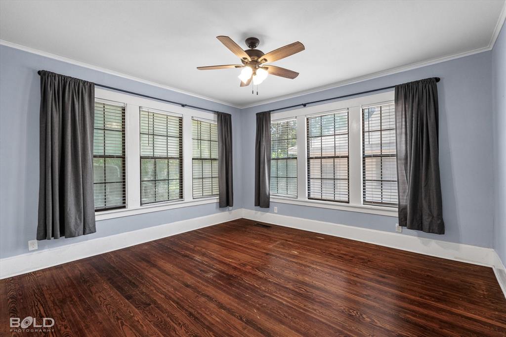 724 College Street Property Photo 22