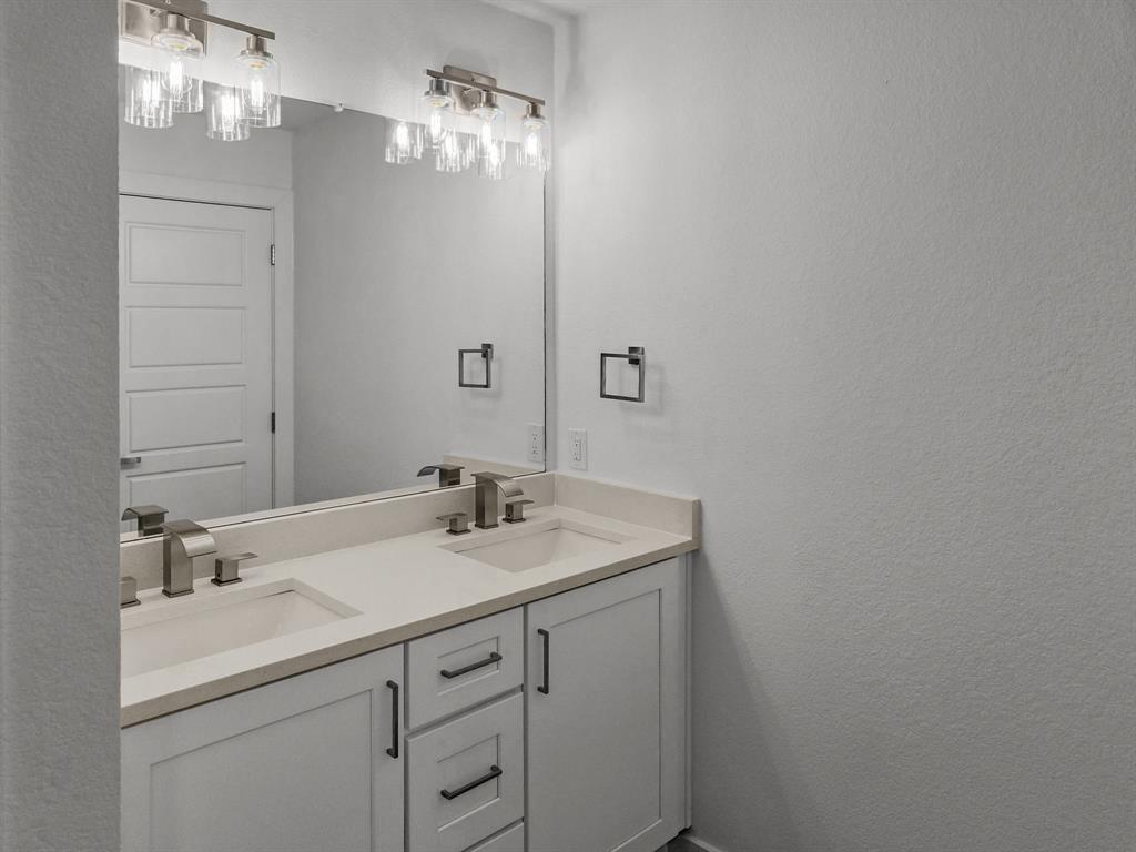 9616 Thorncrown Lane Property Photo 23