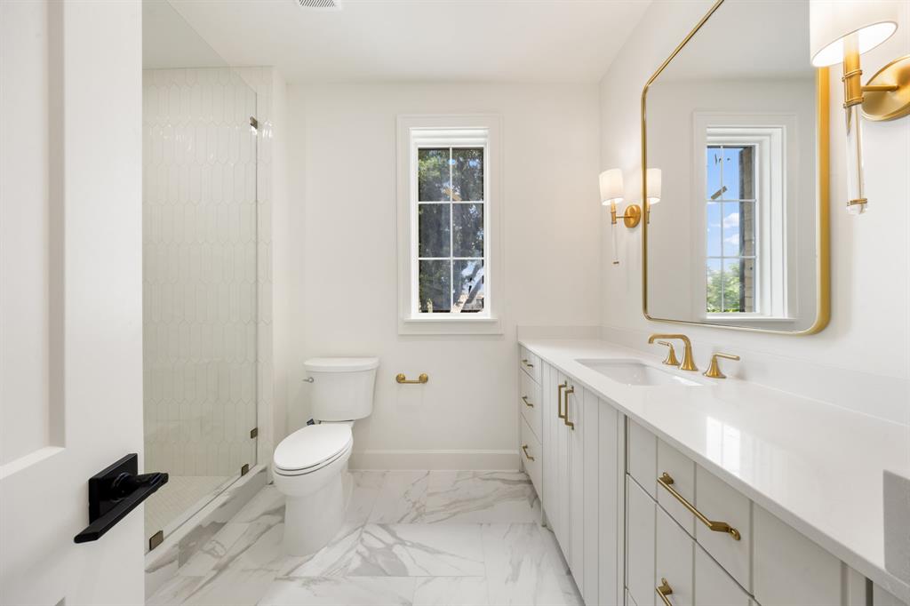 6930 Pemberton Drive Property Photo 30