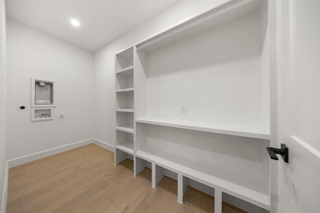 6930 Pemberton Drive Property Photo 31