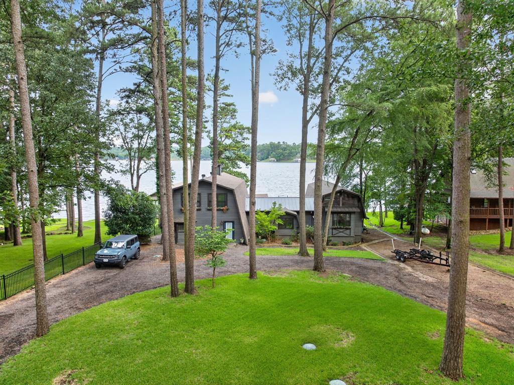 136 King Andrew Court Property Photo 2