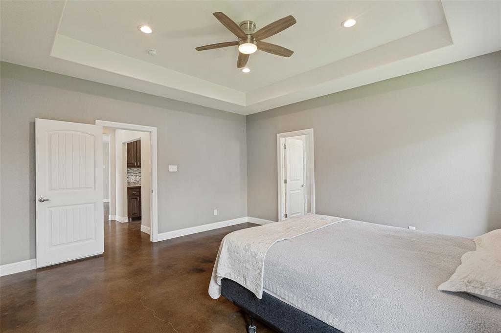 107 Indian Creek Property Photo 14