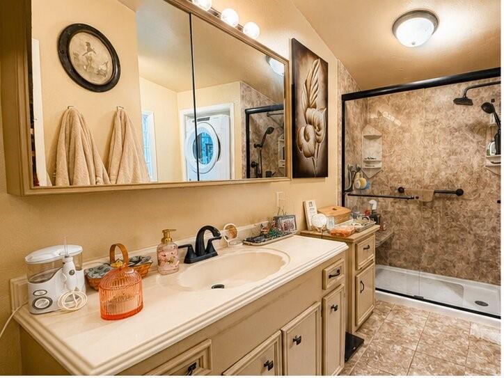 163 Arapaho Property Photo 8