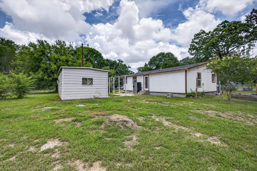 250 E Golden Oaks Drive Property Photo 31