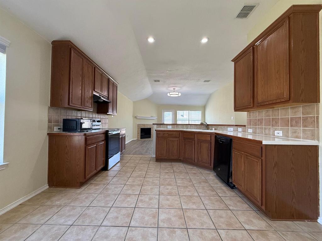 14120 Tanglebrush Trail Property Photo 7