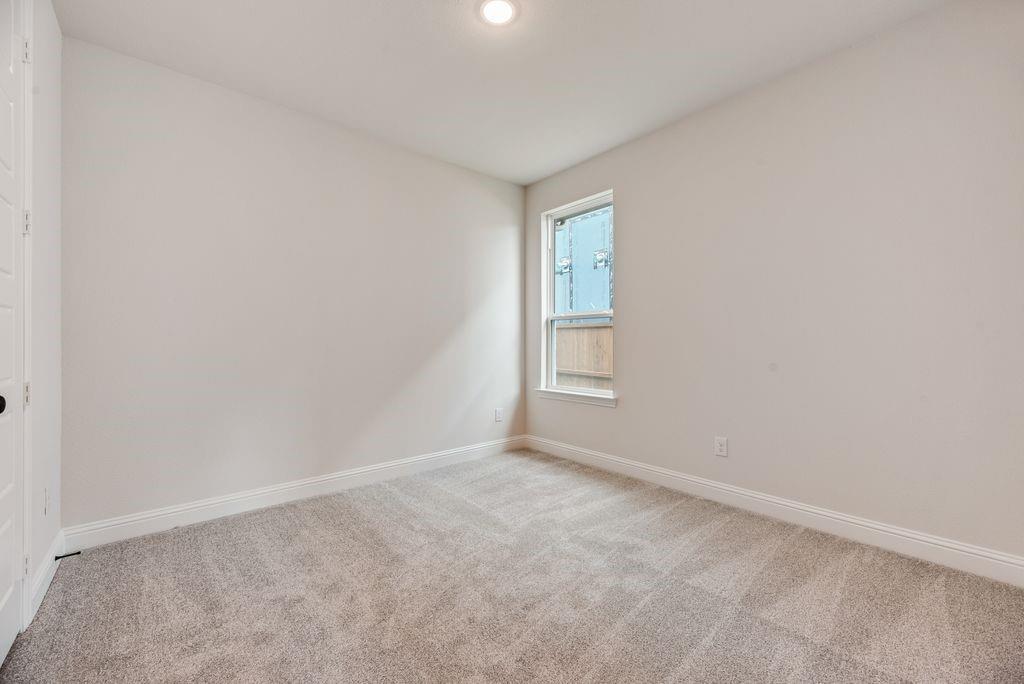 841 Blue Fescue Road Property Photo 15