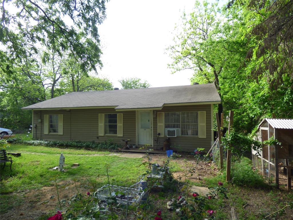 511 W Pecan Street Property Photo 1