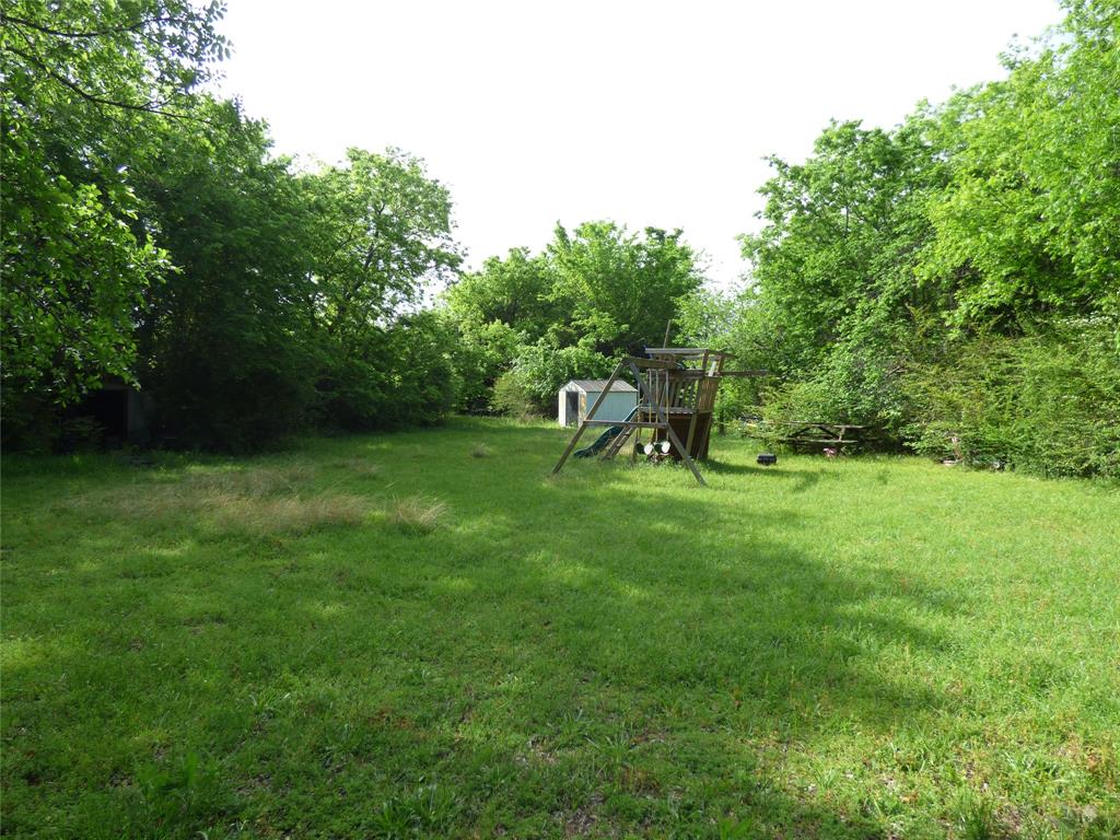 511 W Pecan Street Property Photo 10