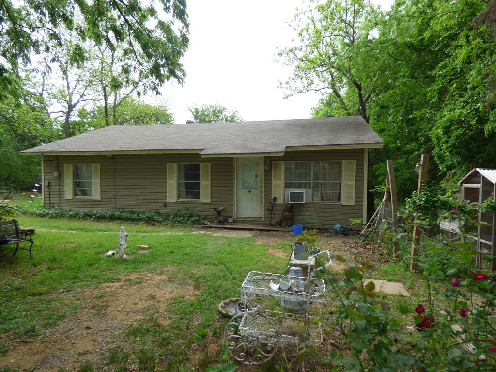511 W Pecan Street Property Photo 14