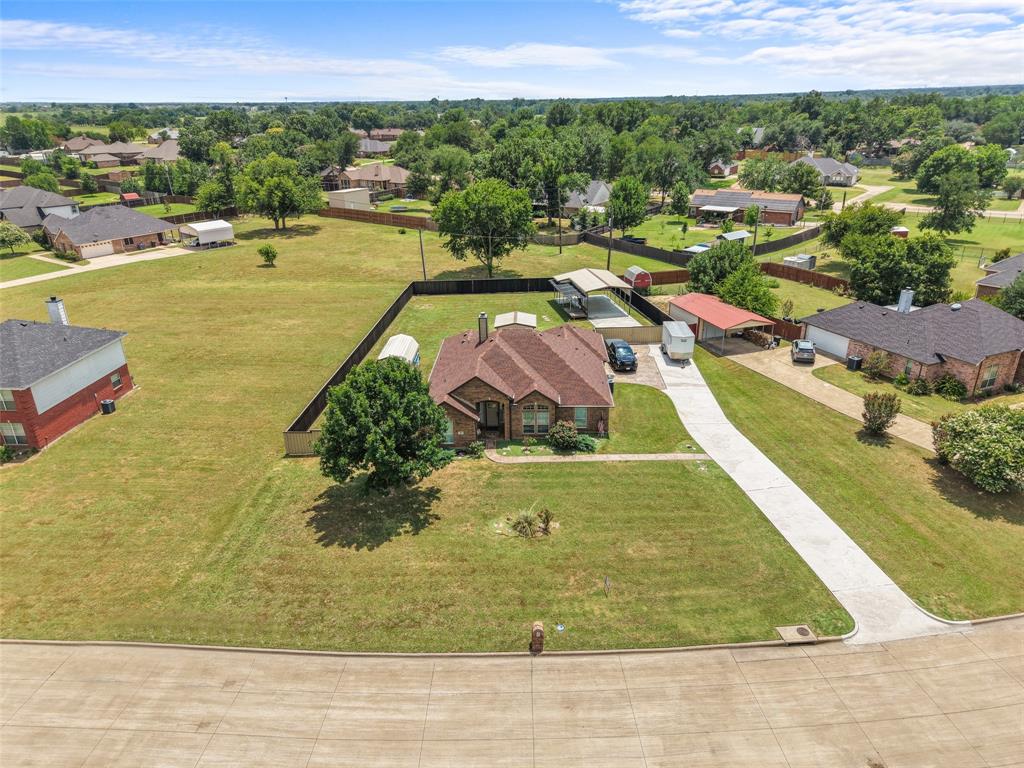 412 Kings Creek Drive Property Photo 29
