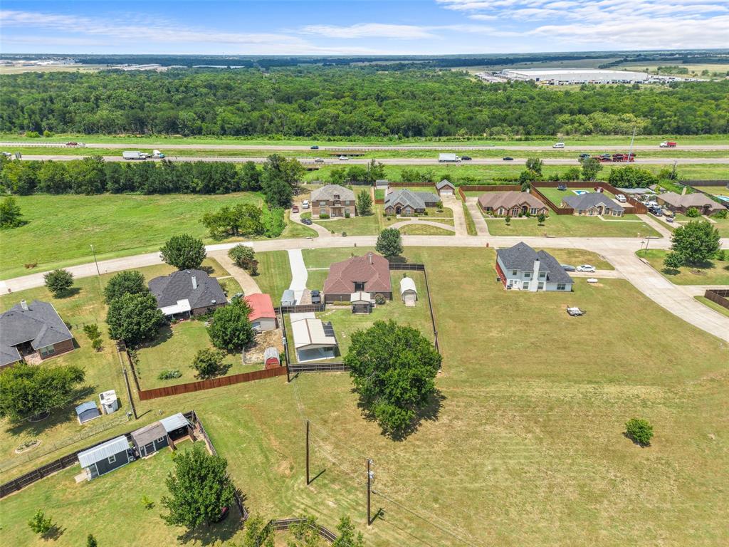412 Kings Creek Drive Property Photo 33