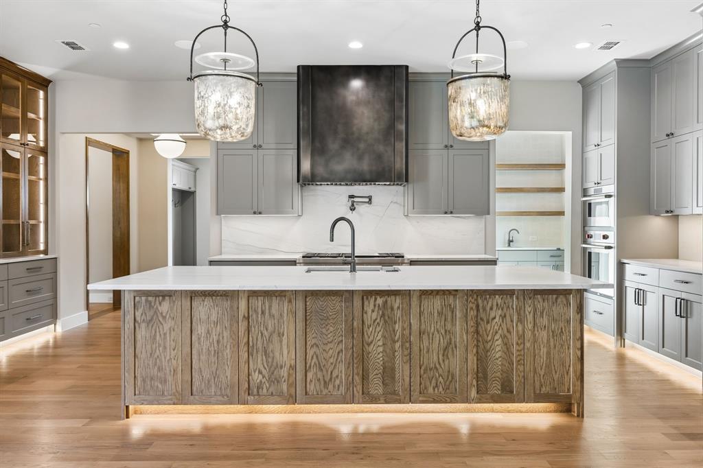 1402 Clydesdale Road Property Photo 12
