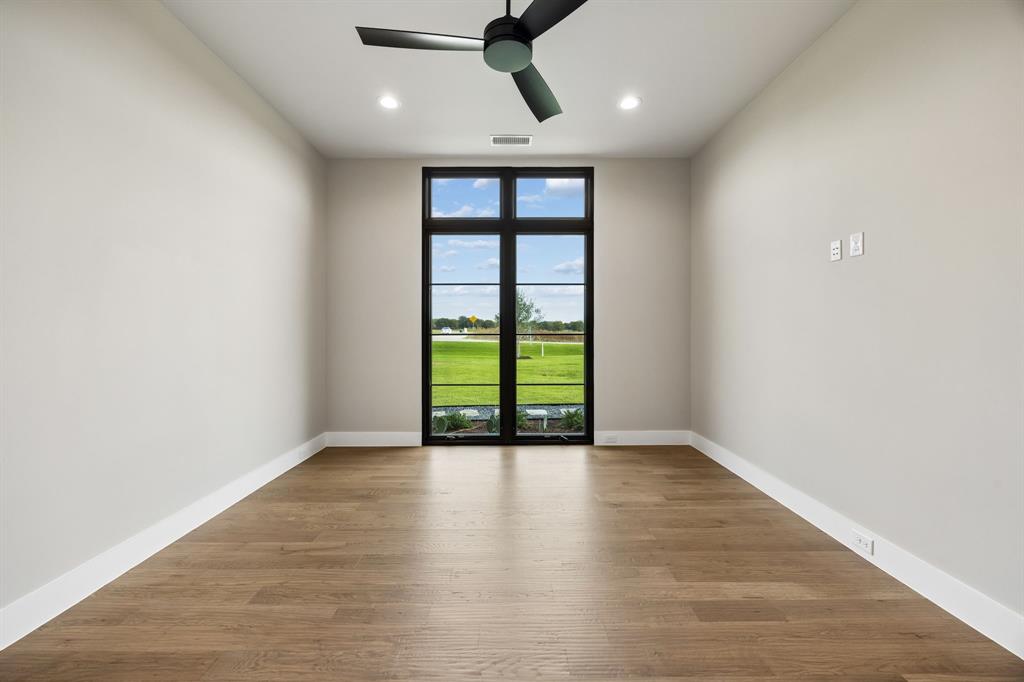 1402 Clydesdale Road Property Photo 30