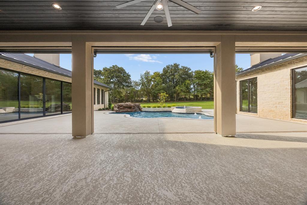 1402 Clydesdale Road Property Photo 34