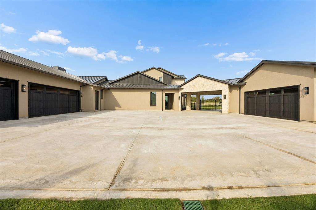 1402 Clydesdale Road Property Photo 38