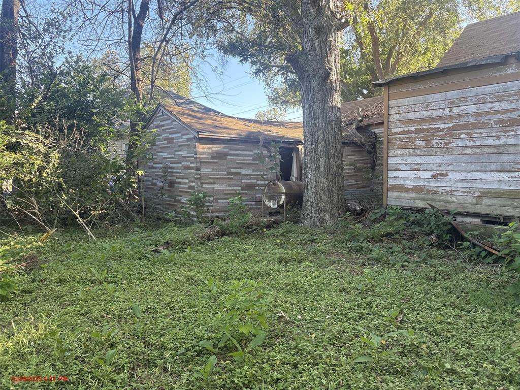 915 Turner Street Property Photo 4