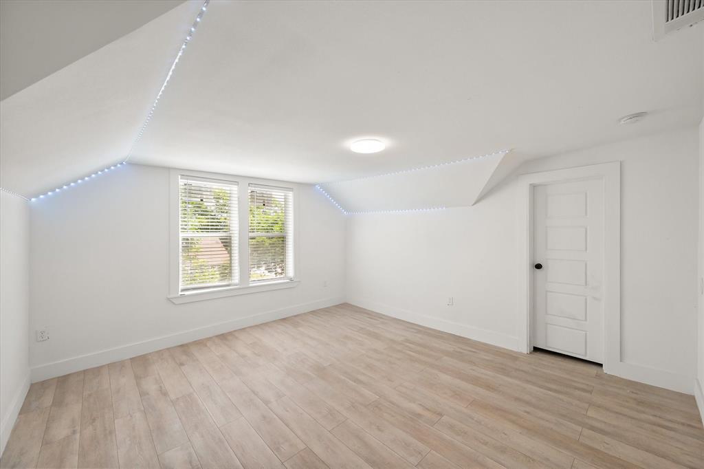 1414 W 2nd Avenue Property Photo 28