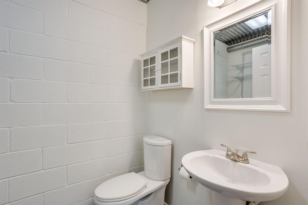 5805 Fall Creek Property Photo 28