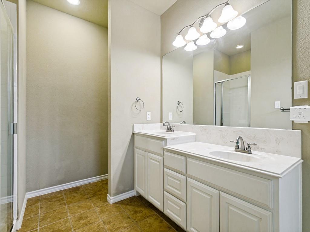 4009 Kensington Drive Property Photo 20