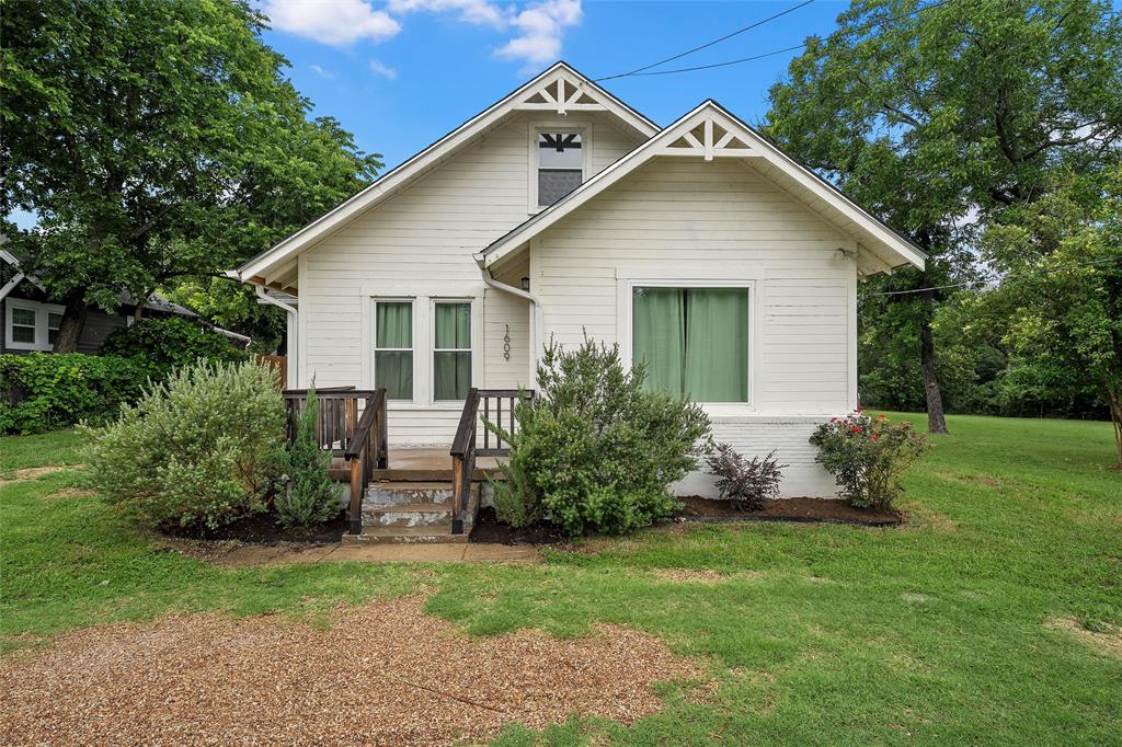 1609 Reuter Avenue Property Photo 1