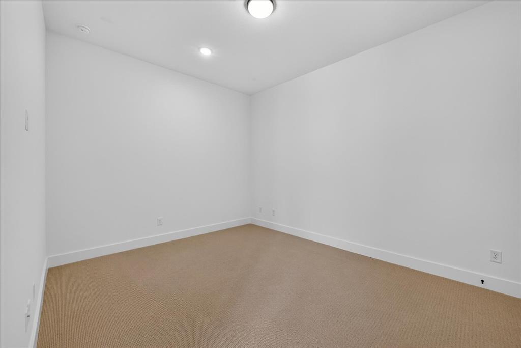 4444 Lamplights Drive Property Photo 20