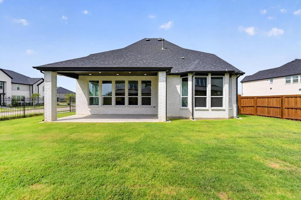 4444 Lamplights Drive Property Photo 21