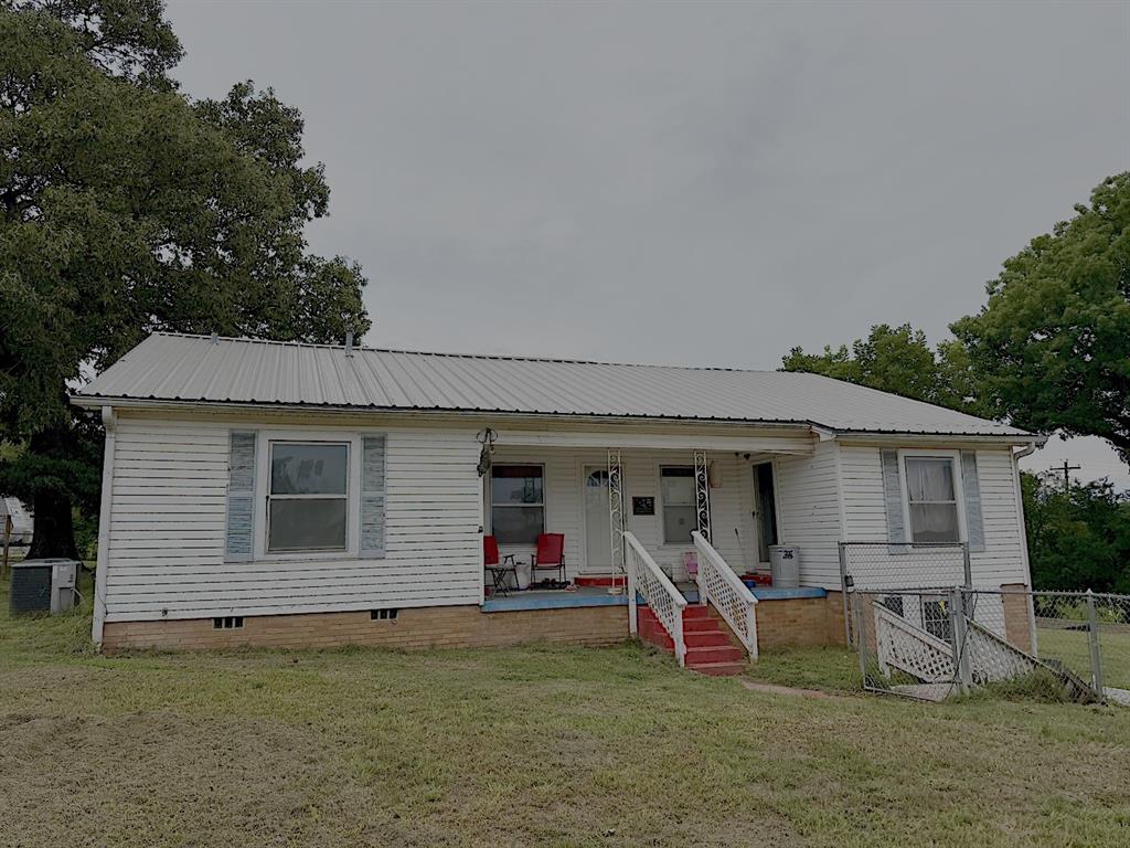 870 Us Highway 259 Property Photo 1