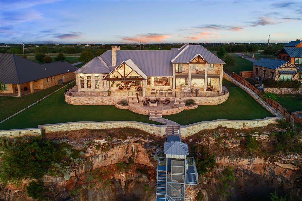 1025 Pecan Ridge Property Photo 4