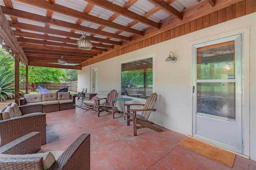 4111 Davis Road Property Photo 24