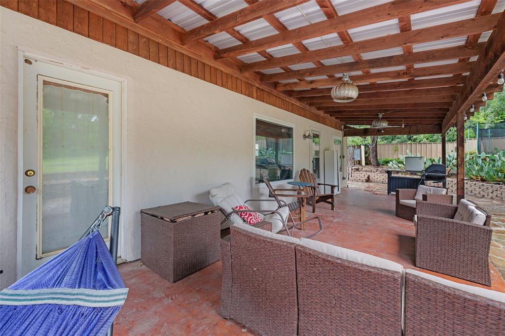 4111 Davis Road Property Photo 25