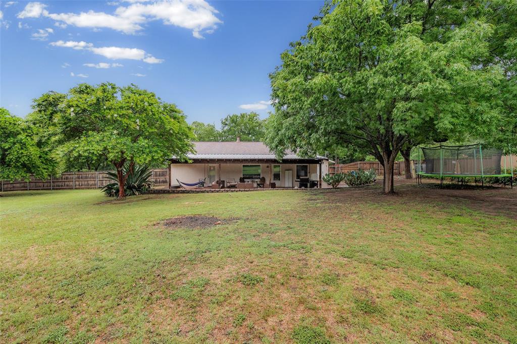 4111 Davis Road Property Photo 28