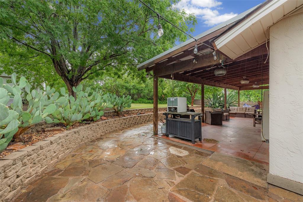4111 Davis Road Property Photo 30