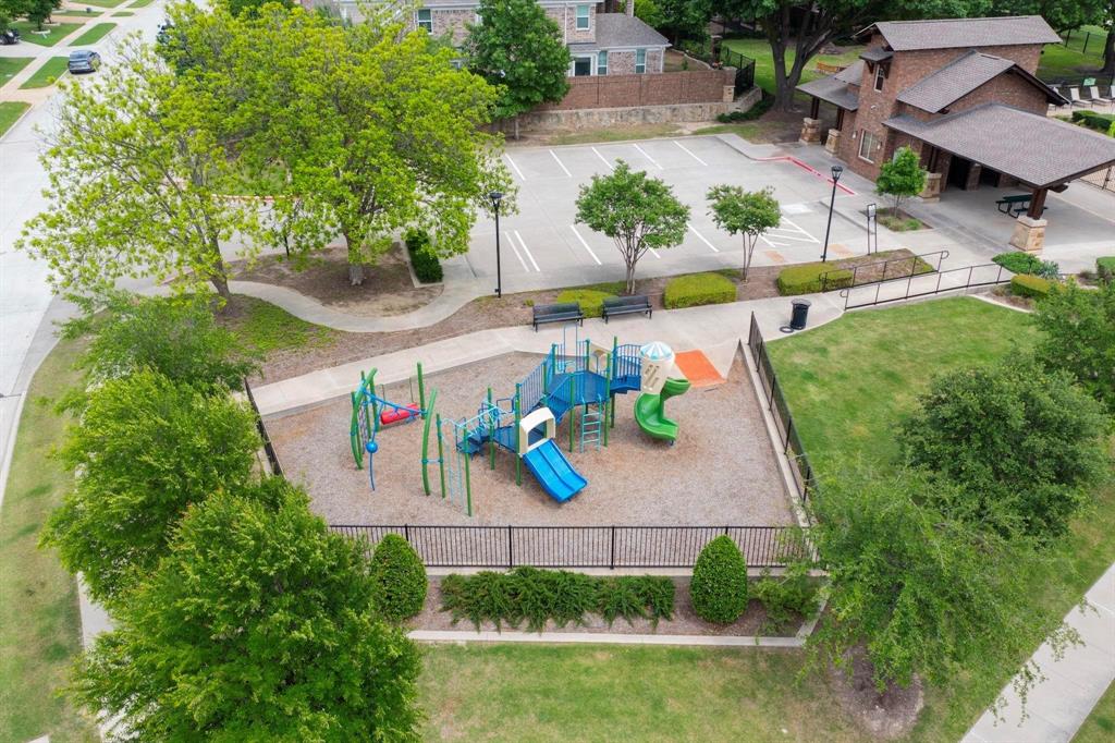6008 Noyon Drive Property Photo 37