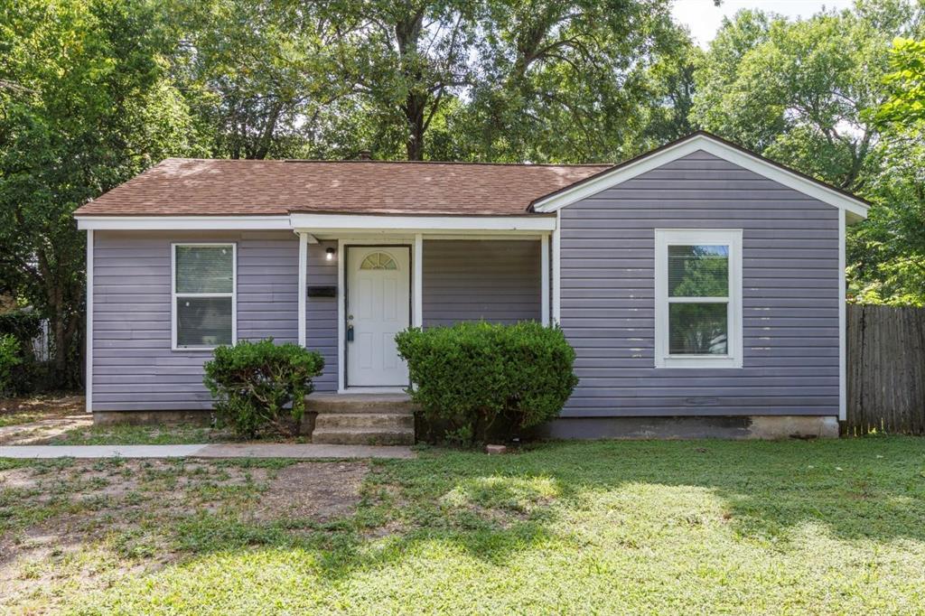 1738 Oak Hill Circle Property Photo 1
