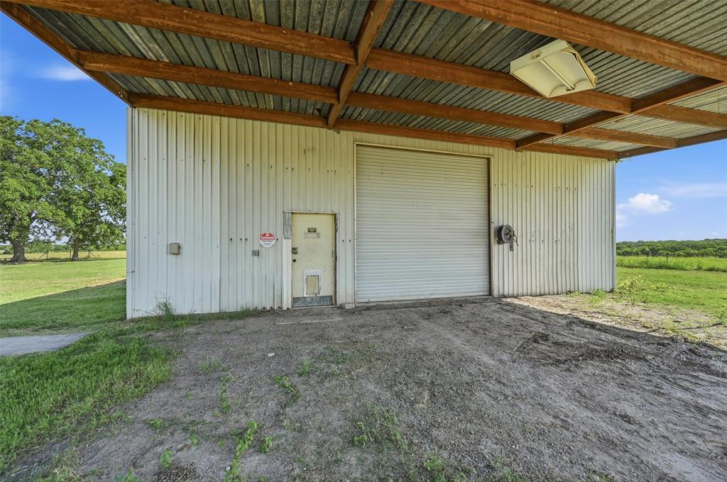 976 County Road 4070 Property Photo 12