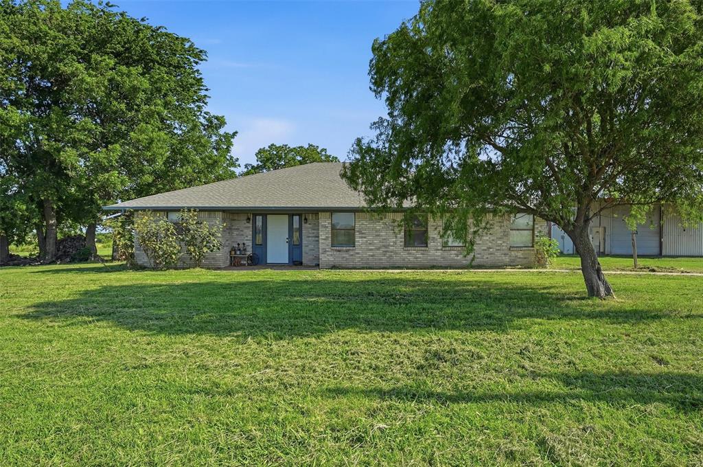 976 County Road 4070 Property Photo 15