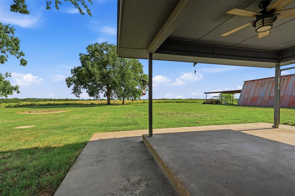 976 County Road 4070 Property Photo 23