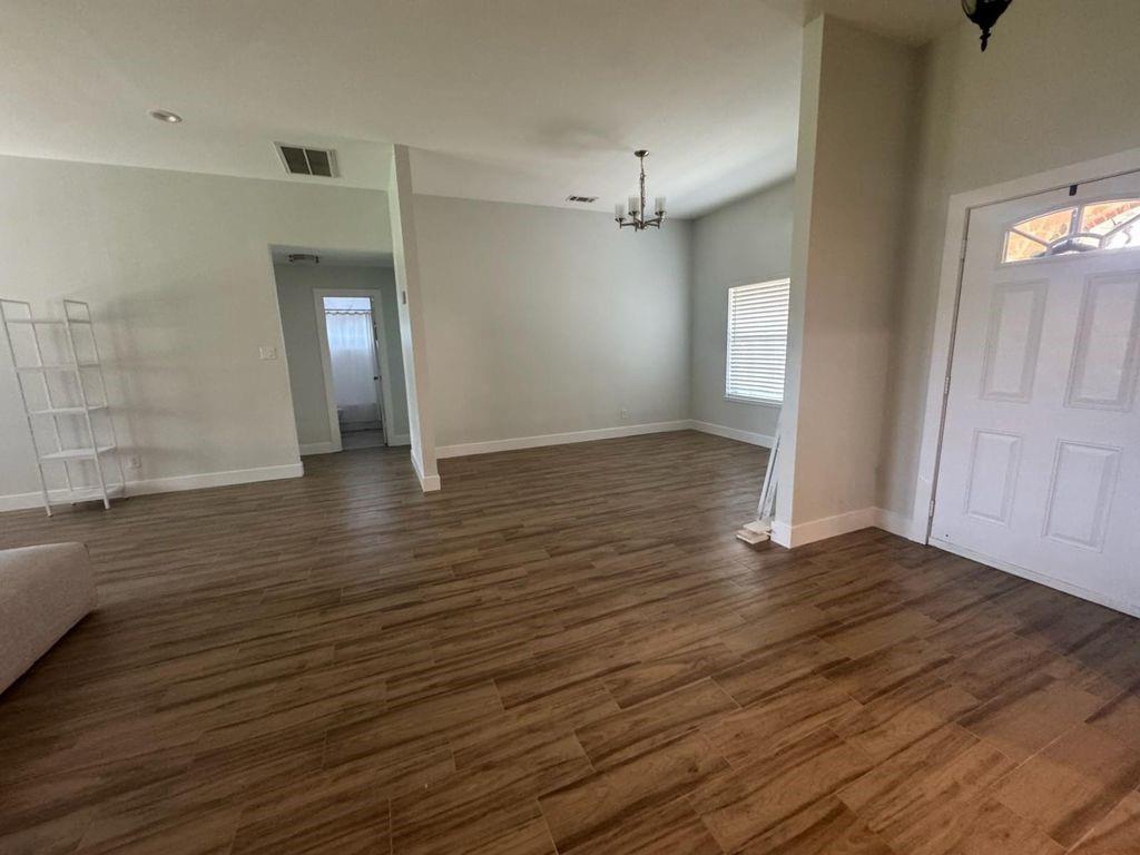 563 Lakeside Drive Property Photo 16